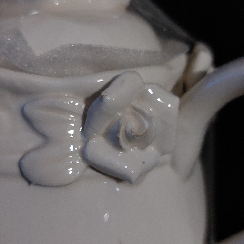 Vintage Teapot Cup Set Stacked White Porcelain with Relief Molded White Flowers - Picture 6 of 15